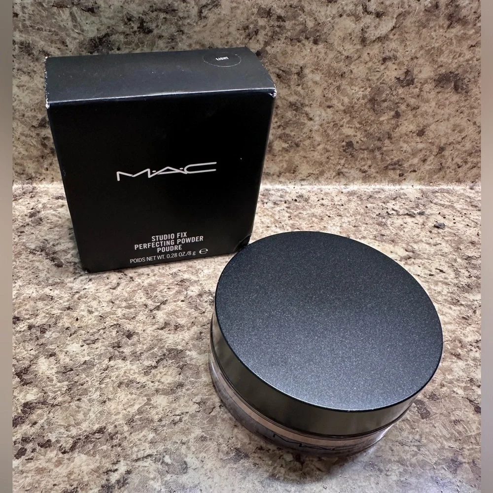MAC STUDIO FIX PERFECTING POWDER NEW